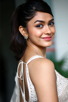 Mrunal Thakur